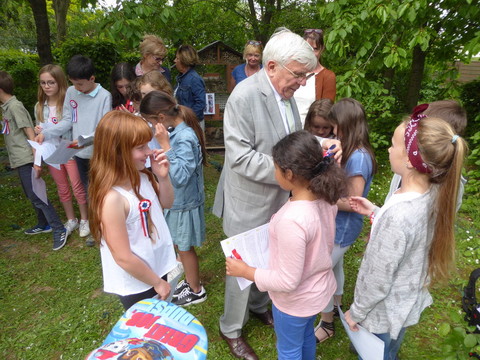 Inauguration de l'hotel à insectes du CME