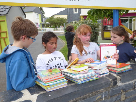 Inauguration de la Boite à Livres